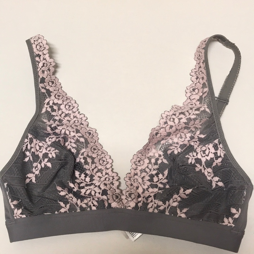 grey and pink lace wacoal bralette